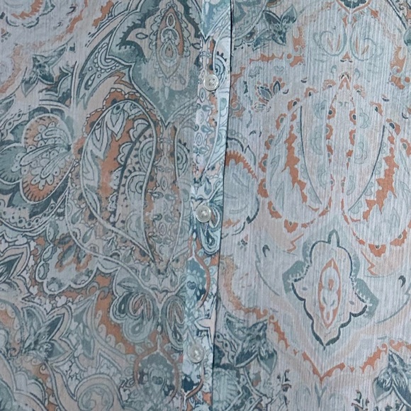 NWOT Chico Blurred Medallion Chiffon Shirt size 1 - Picture 6 of 9